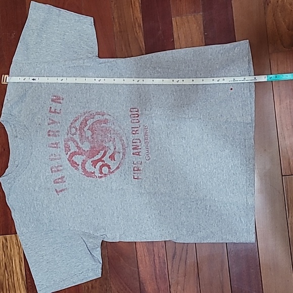 Mens T Shirt size medium. Game of Thrones Targaryen gray color - Picture 2 of 8